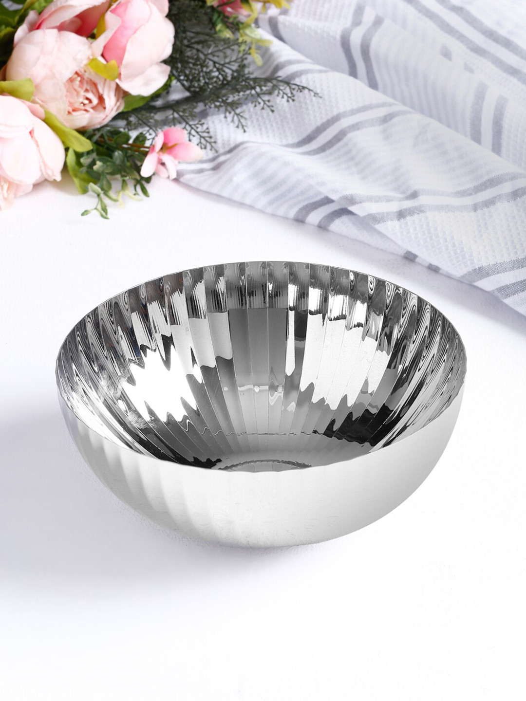 

ARTTDINOX Steel Stainless Steel Glossy Large Rhythm Garden Serving Bowl