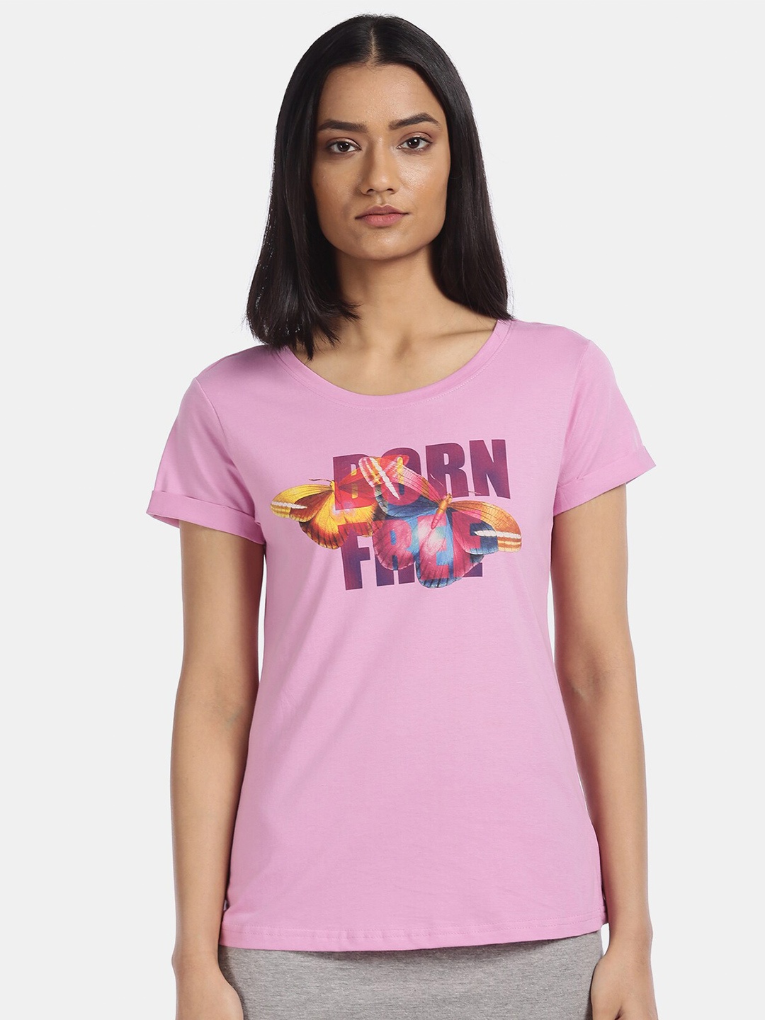 

Sugr Women Pink Printed Extended Sleeves Applique T-shirt