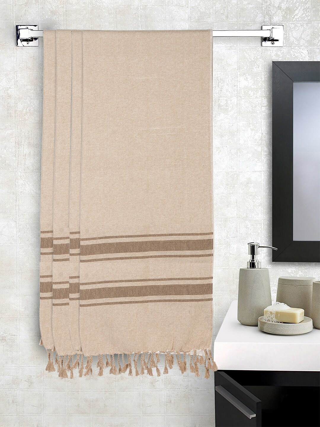 

KLOTTHE Set Of 4 Beige & Brown Striped 233 GSM Cotton Bath Towels