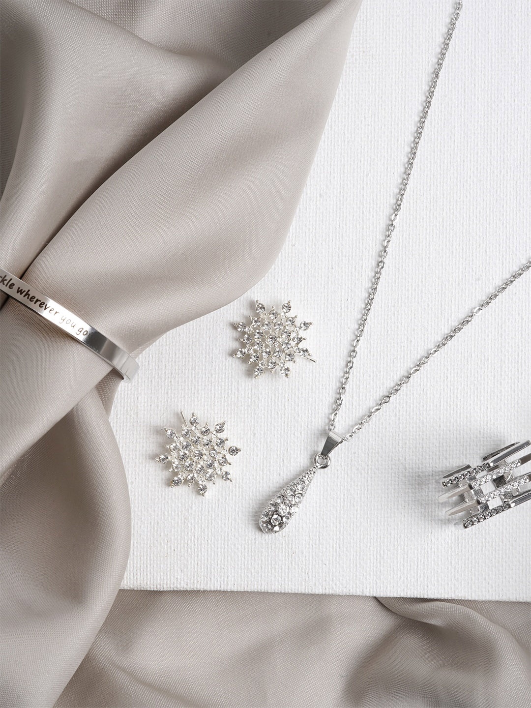 

JOKER & WITCH Silver-Toned & White Stone-Studded Comet Tale Jewellry Set