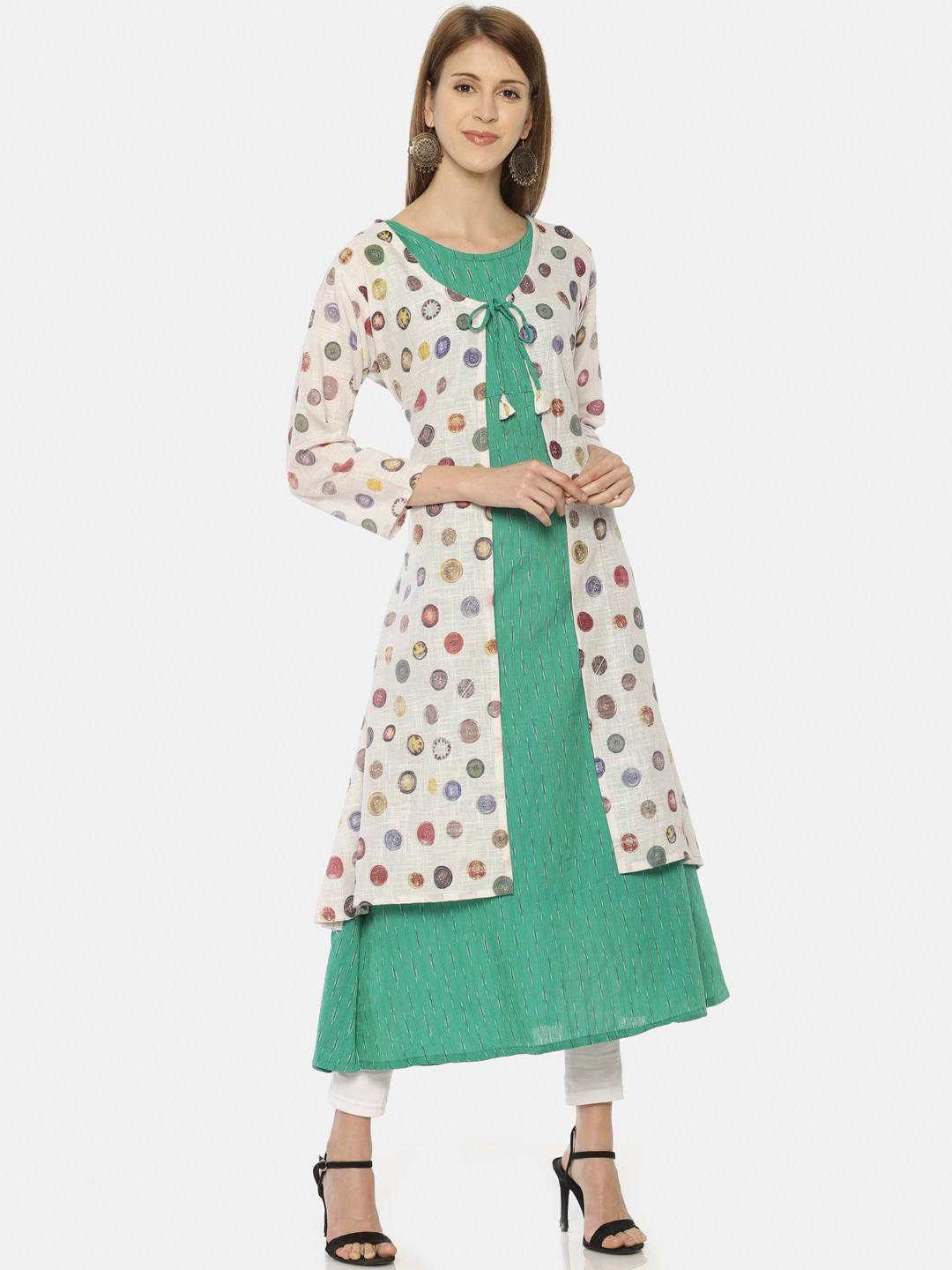 

Resha Women Cream-Coloured & Green Geometric Printed Kurta