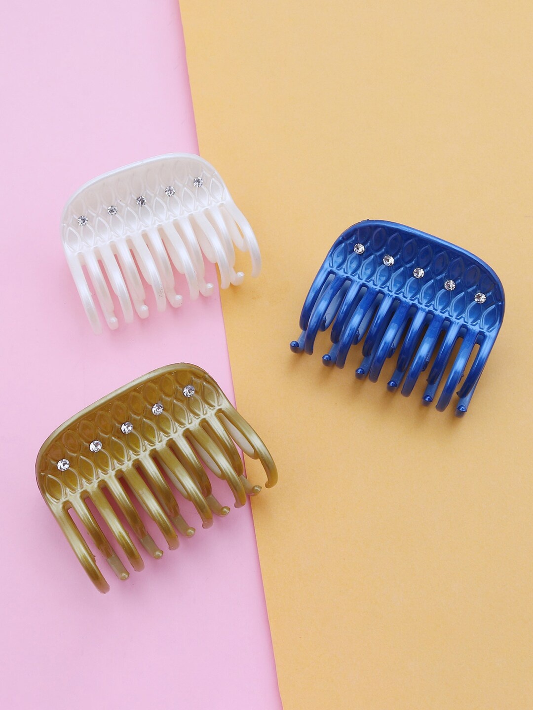 

Sukkhi Women Blue & White Set of 3 Embellished Claw Clip