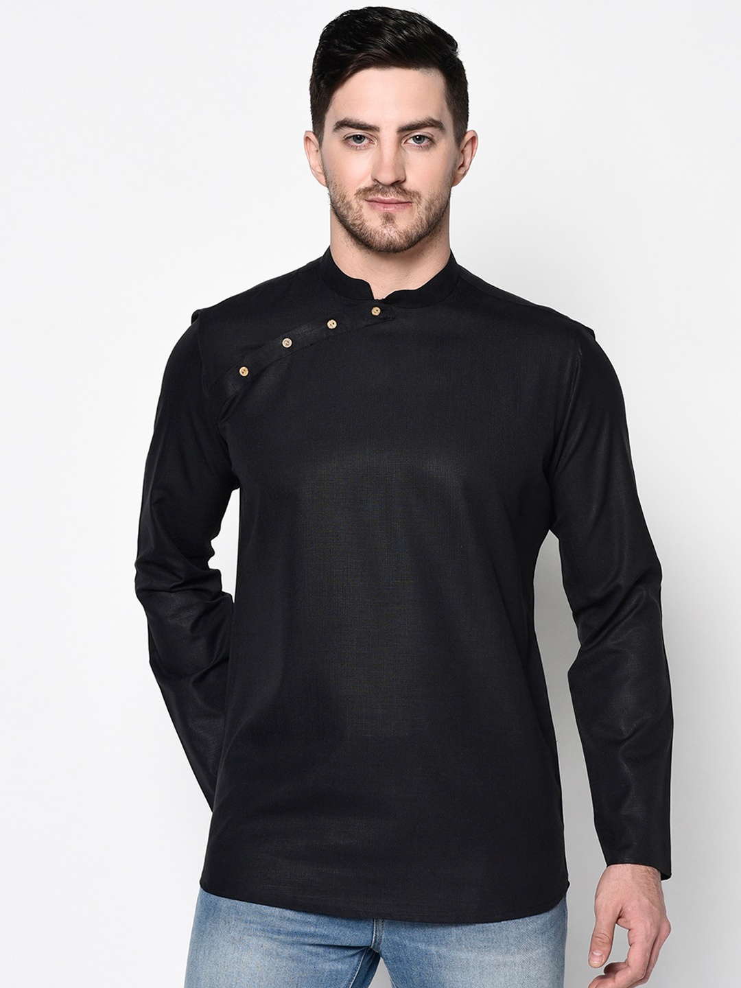 

TABARD Men Black Solid Cotton Kurta