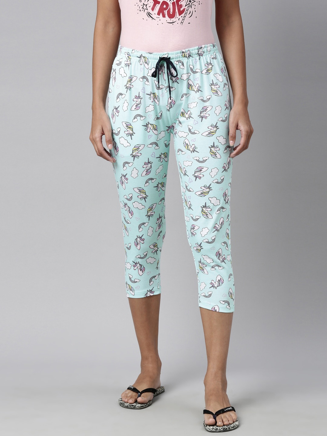 

Kryptic Women Turquoise Blue & White Pure Cotton Printed Capris