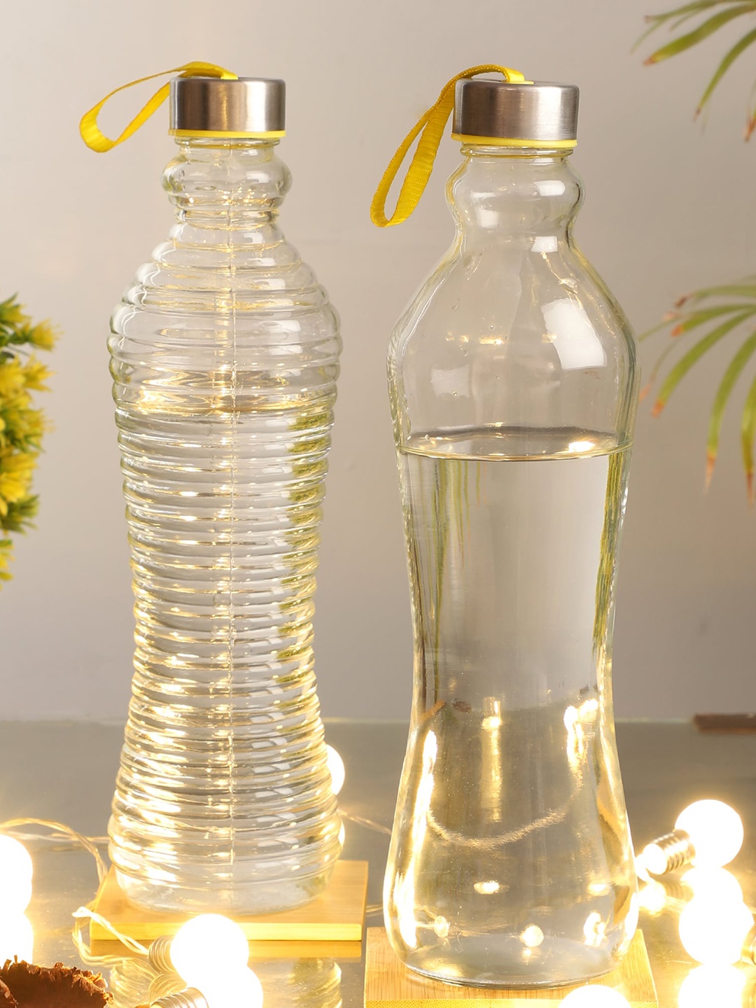 

ceradeco Set Of 2 Transparent Plain & Spiral Glass Fridge Water Bottles