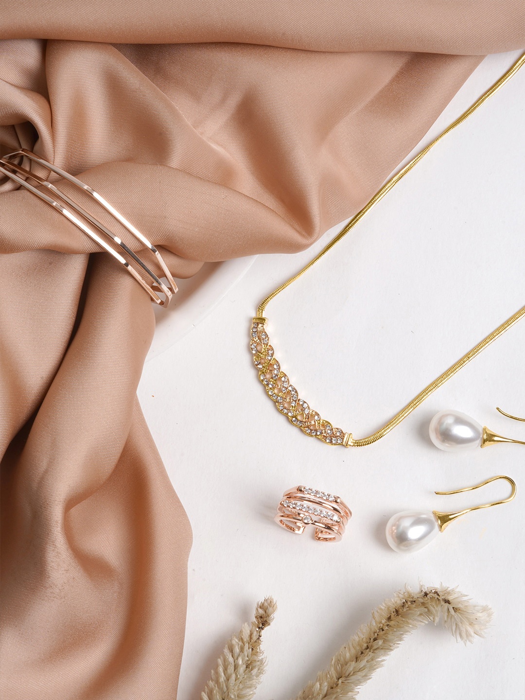 

JOKER & WITCH Rose Gold-Toned & Gold-Toned The Big Pink Jewellery Set
