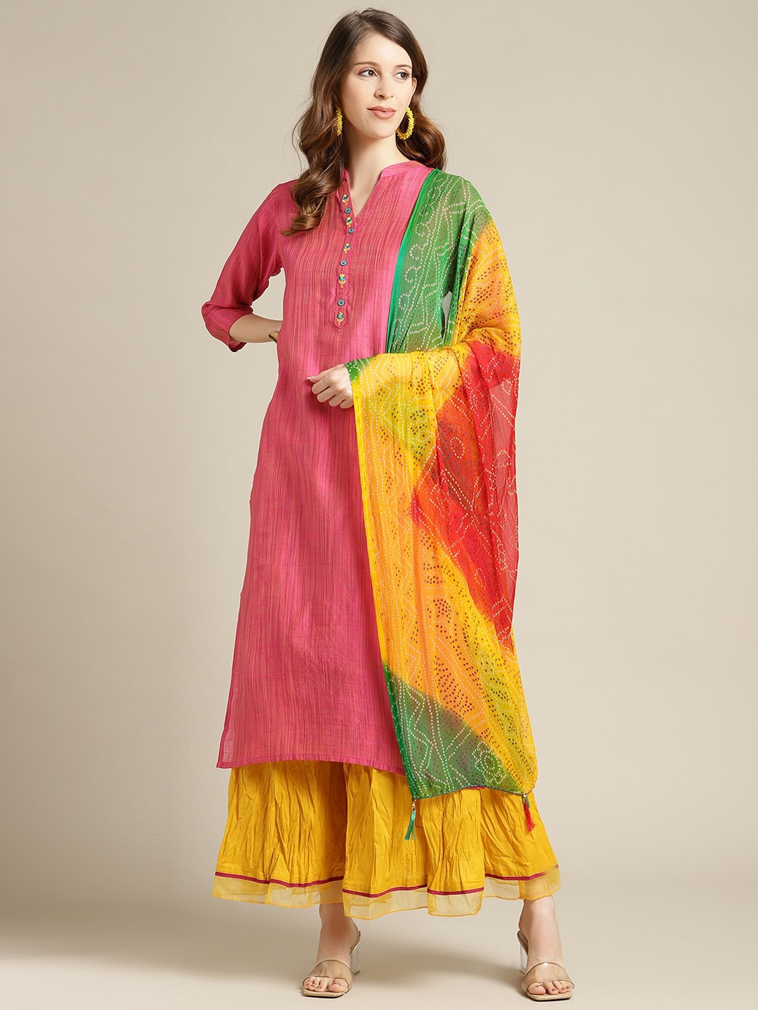 

Varanga Women Fuchsia Pure Silk Kurta with Palazzos & With Dupatta