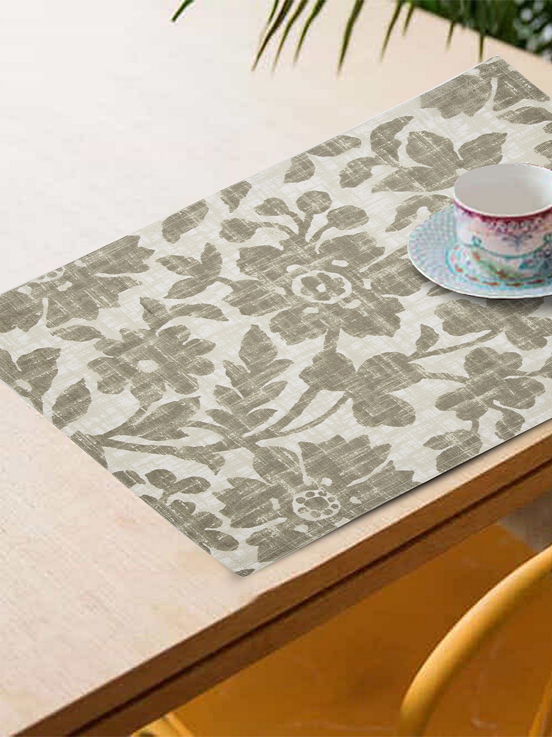 

BLANC9 Set Of 8 Beige & Green Floral Printed Table Placemats