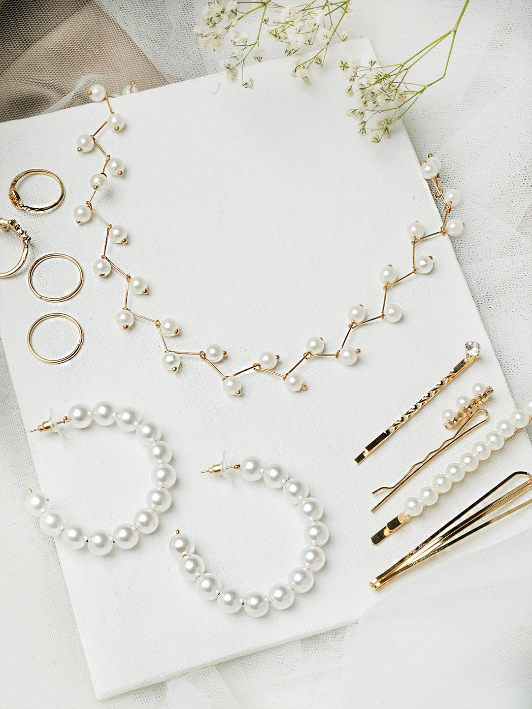 

JOKER & WITCH Women Gold-Toned & White Poetic Pearl-Beaded Jewellery Set