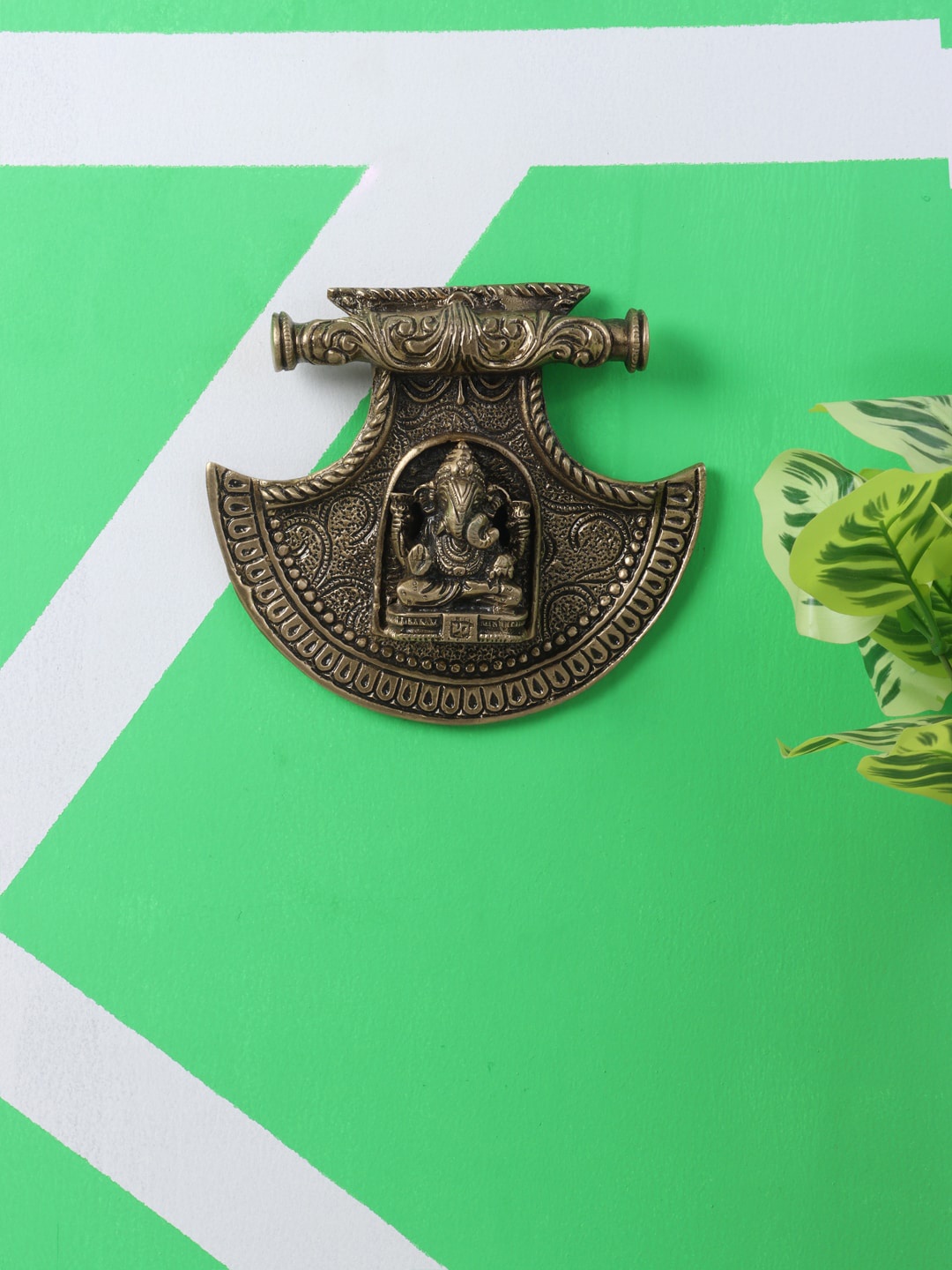 

Aapno Rajasthan Brown Lord Ganesha Wall Hanging