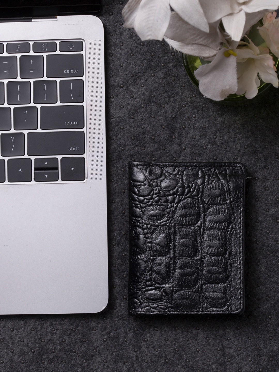 

IMUR Men Black & Orange Textured Leather Card Holder