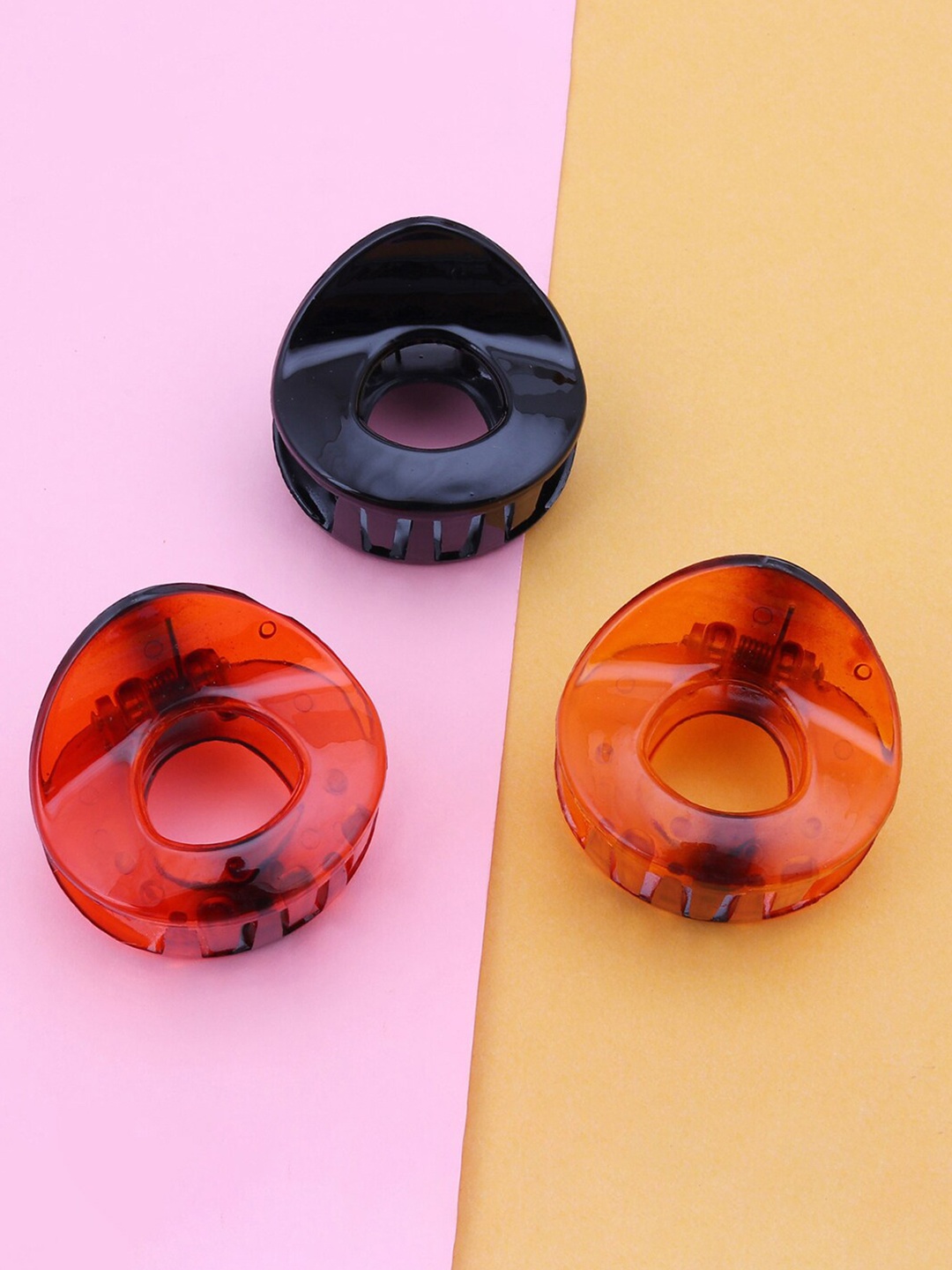 

Sukkhi Women Red & Black Set of 3 Claw Clip