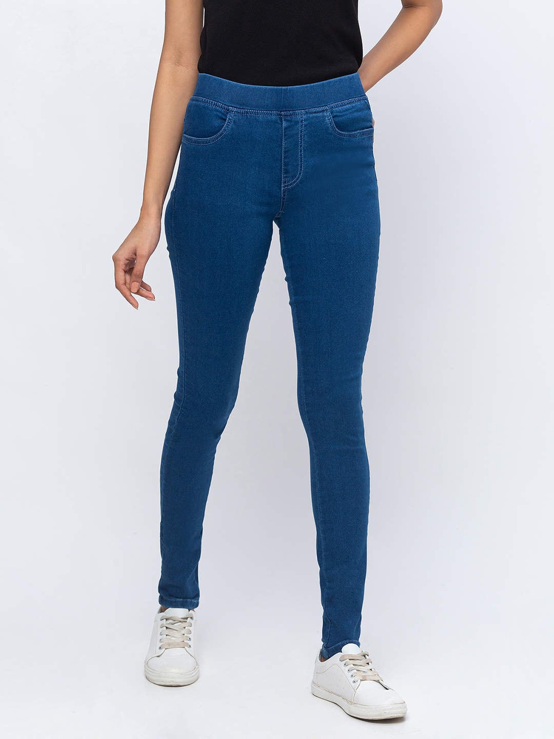 

ZOLA Women Solid Slim Fit Lightweight Denim Jeggings, Blue