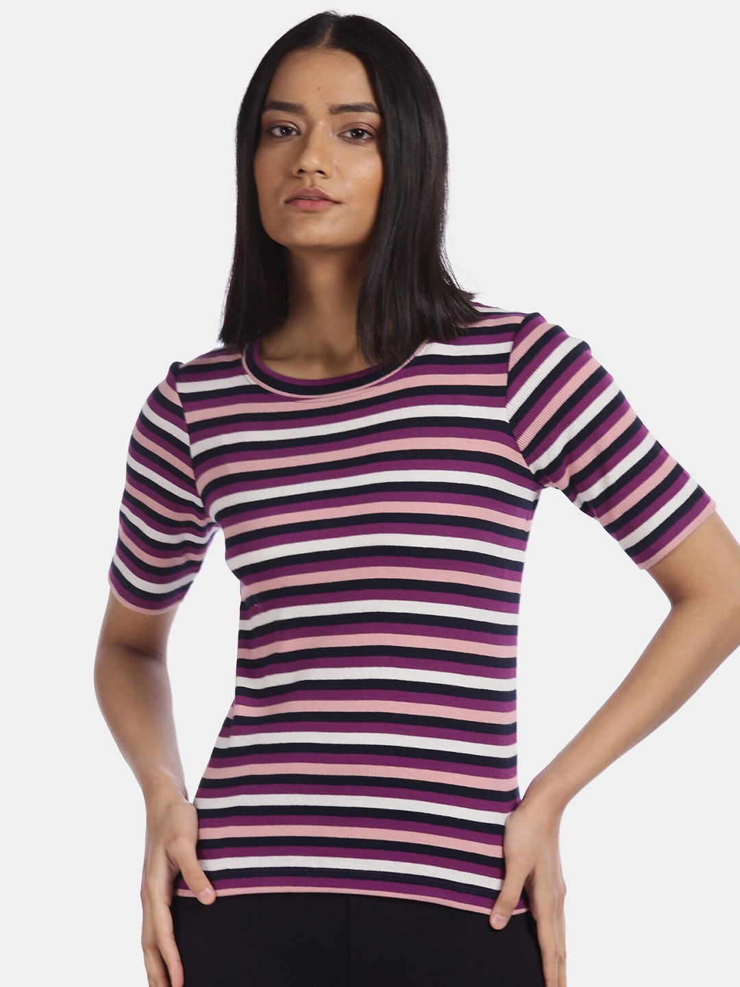 

Sugr Women Purple Striped T-shirt