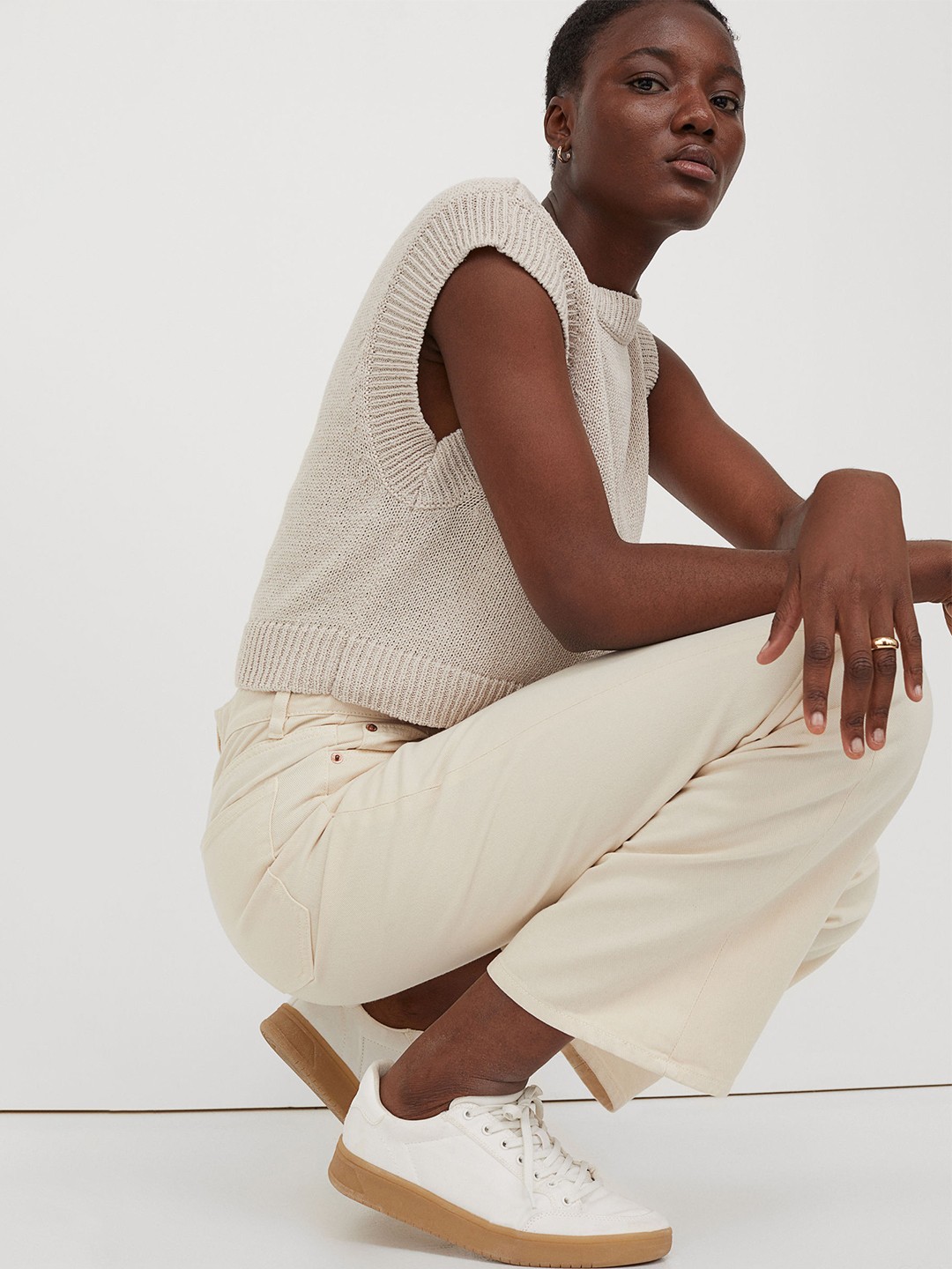 

H&M Women Beige Boxy Sweater Vest
