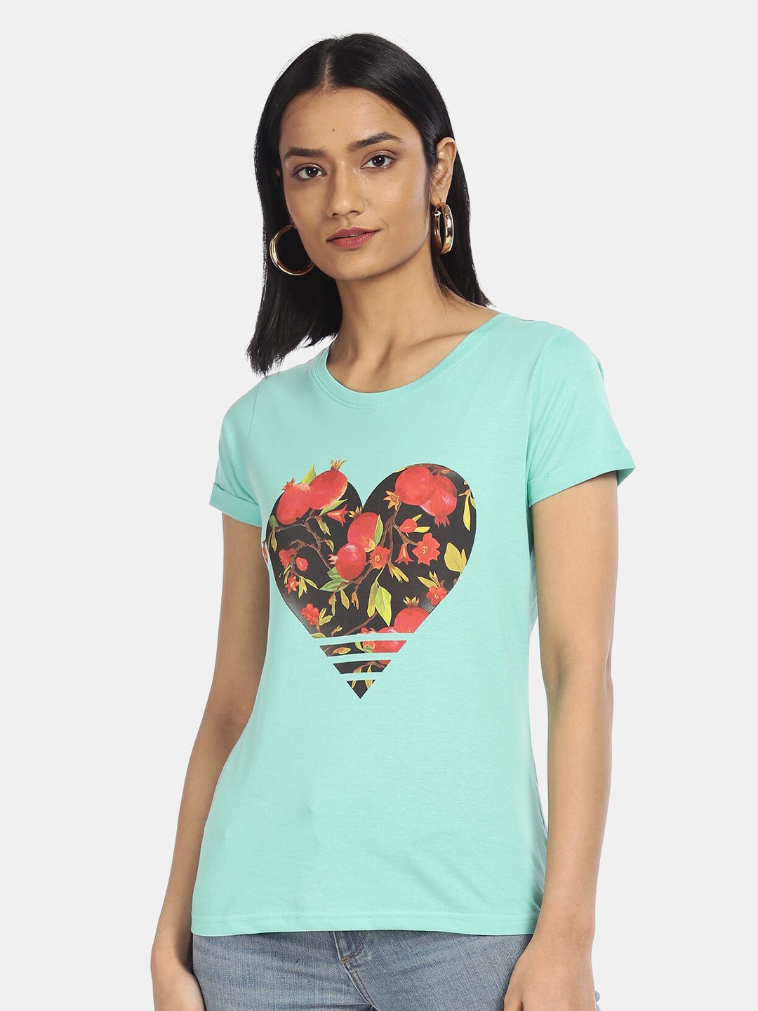 

Sugr Women Blue Printed Applique T-shirt