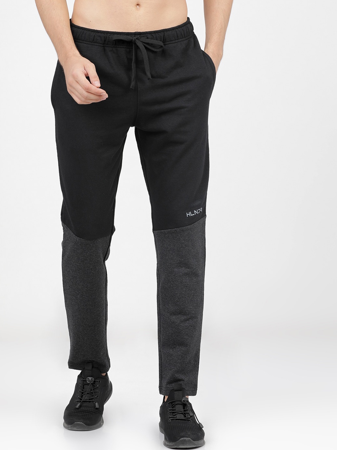

HIGHLANDER Men Black & Grey Colourblocked Slim-Fit Track Pants