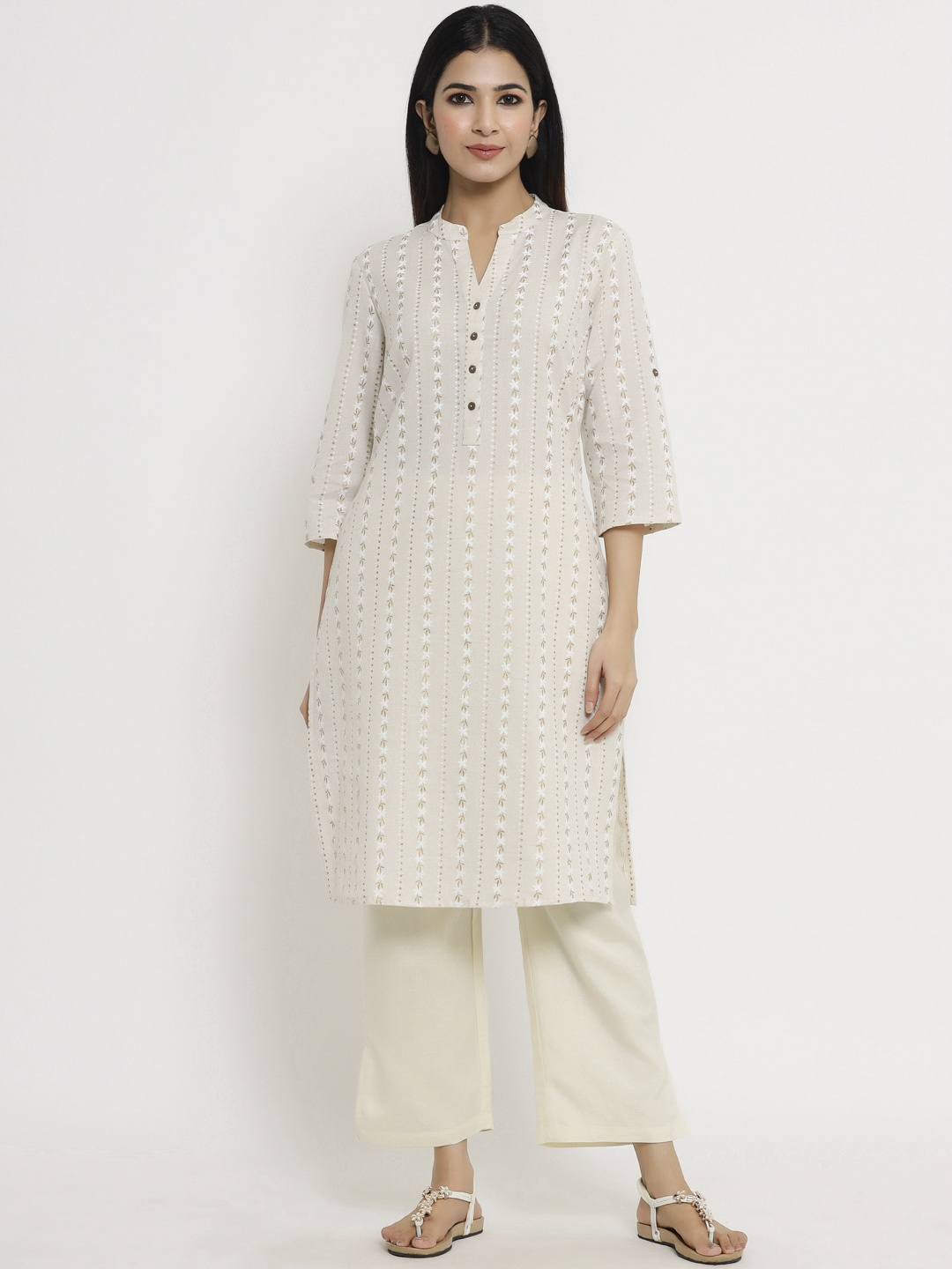 

Sangria Women White Floral Printed Kurta with Trousers