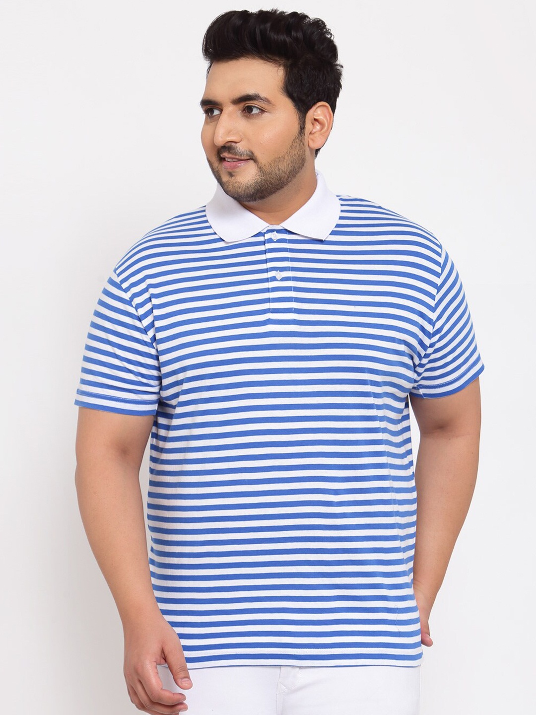 

plusS Men Blue Striped T-shirt