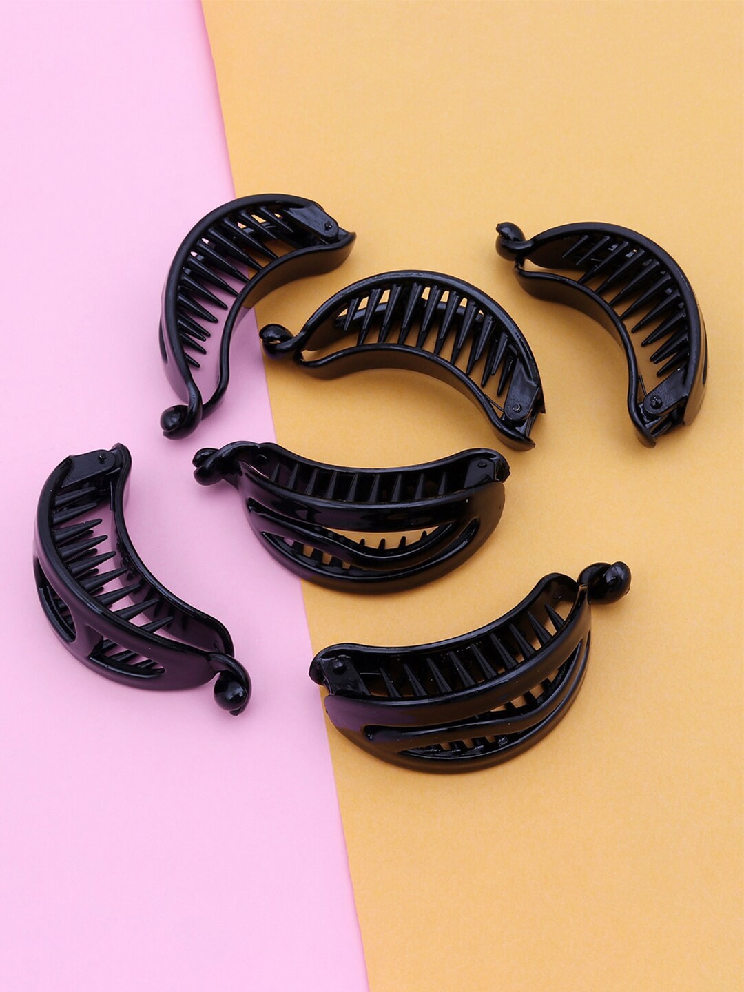 

Sukkhi Women Black Set of 6 Banana Clip