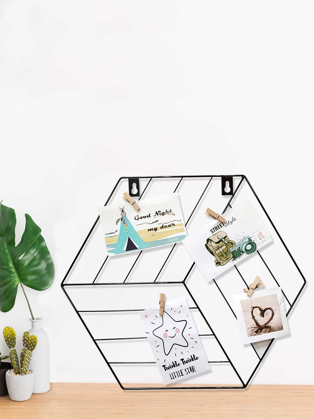 

Art Street Black DIY Metal Wall Hanging Grid For Photos with Clips