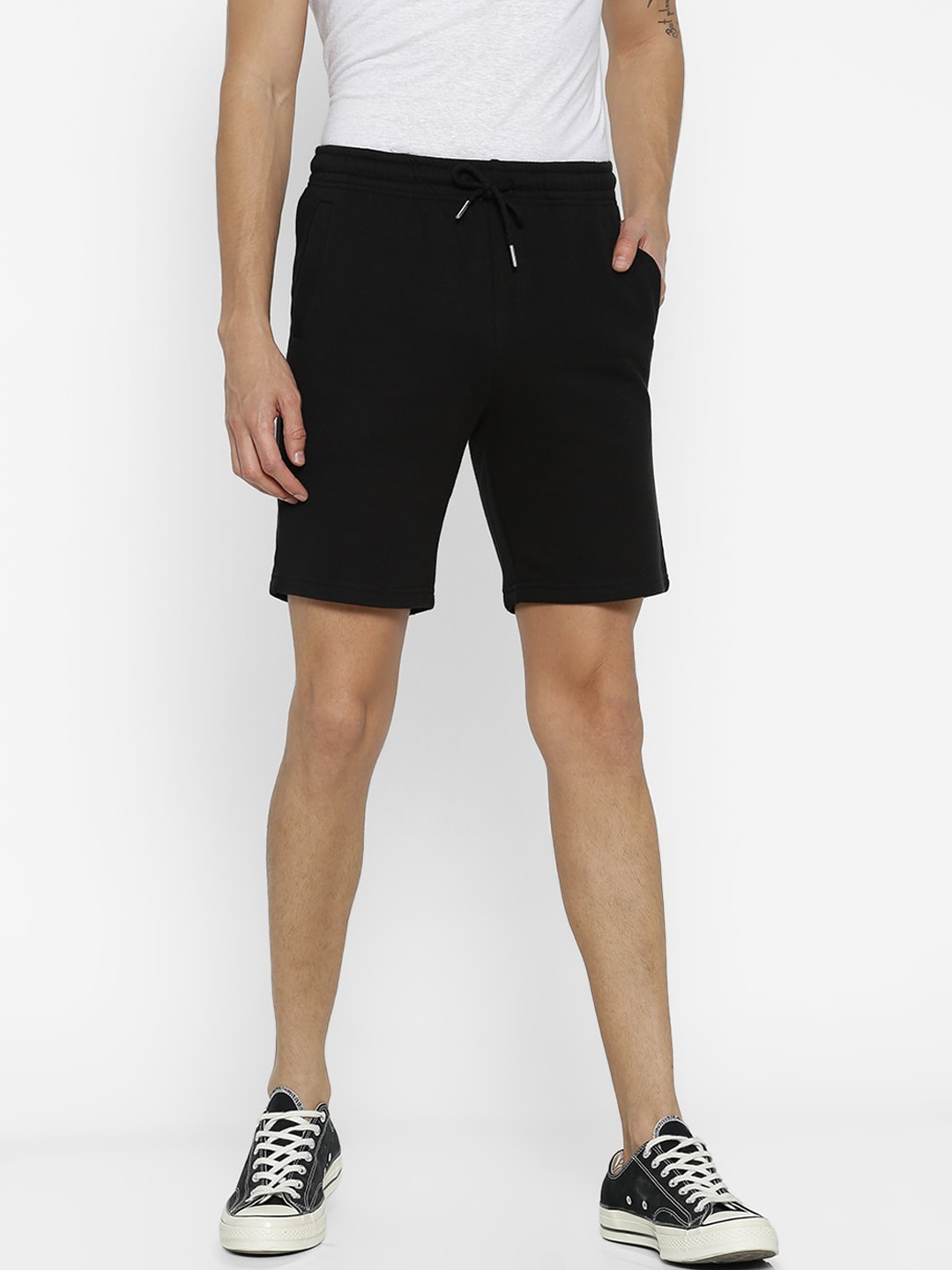 FOREVER 21 Men Black Mid-Rise Regular Shorts