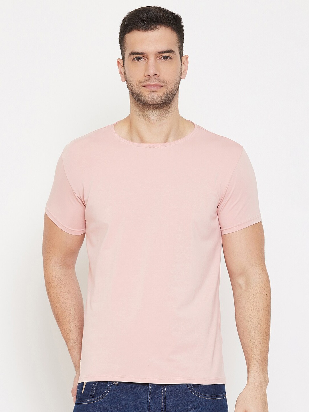 

QUBIC Men Pink T-shirt