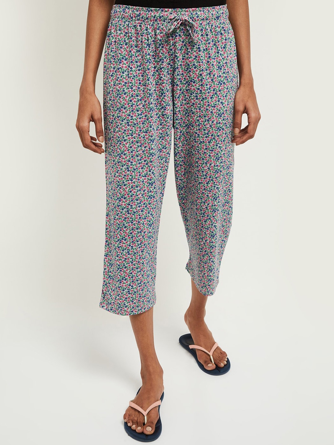 

max Women Grey & Pink Printed Lounge Capris