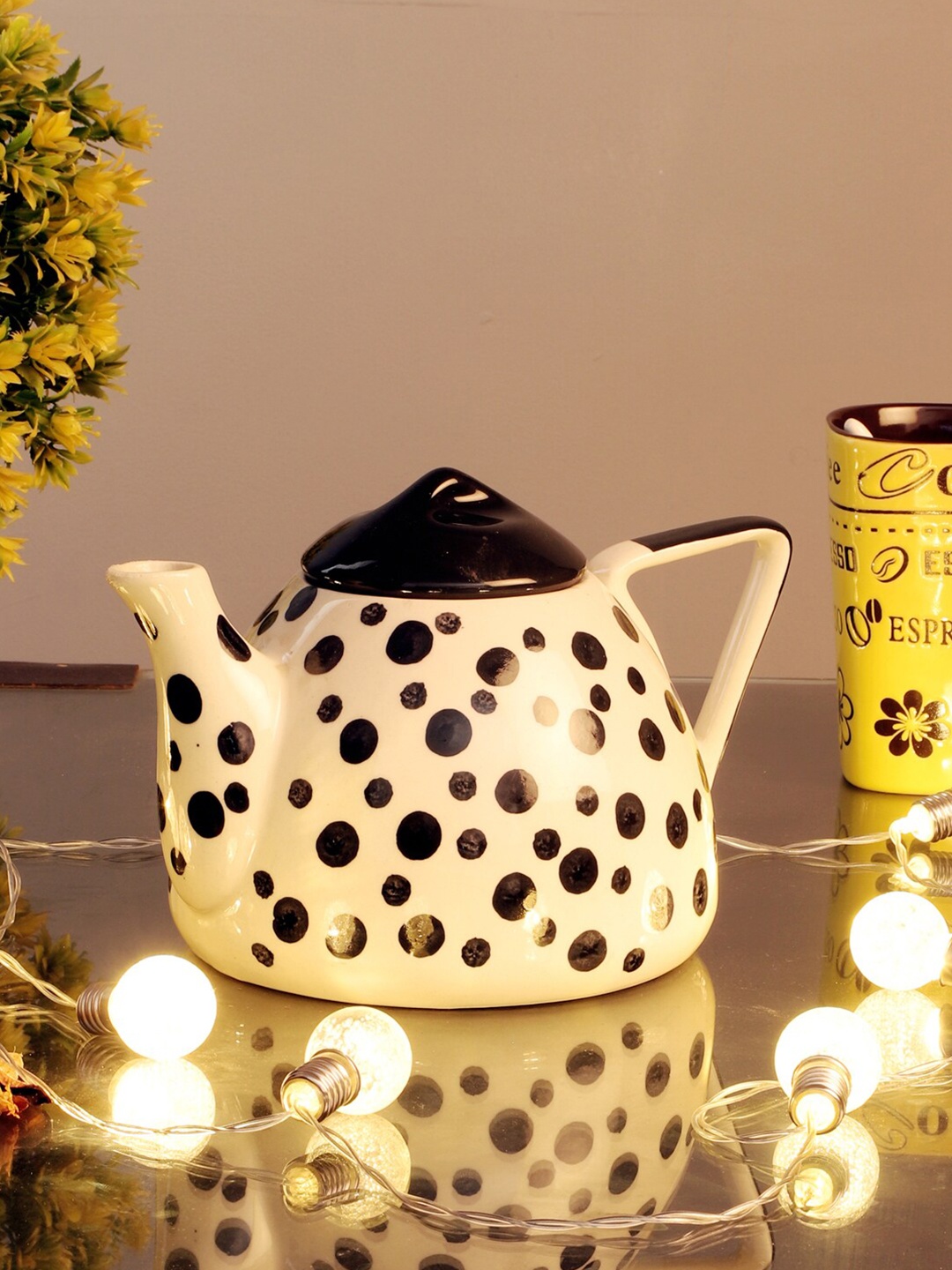 

CDI Cream & Black Printed Ceramic Matte Kettle