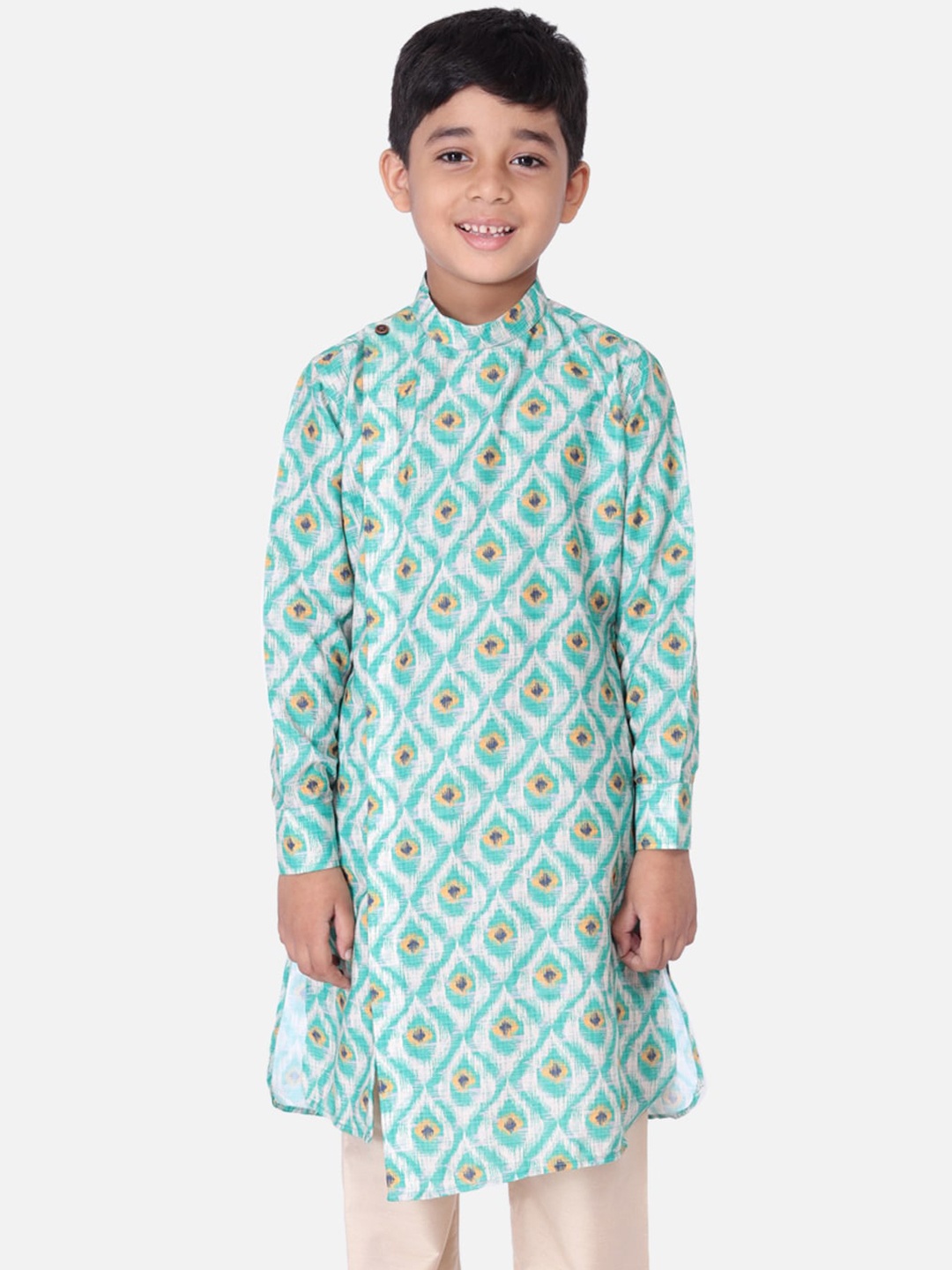 

TABARD Boys Green & White Geometric Printed Thread Work Kurta