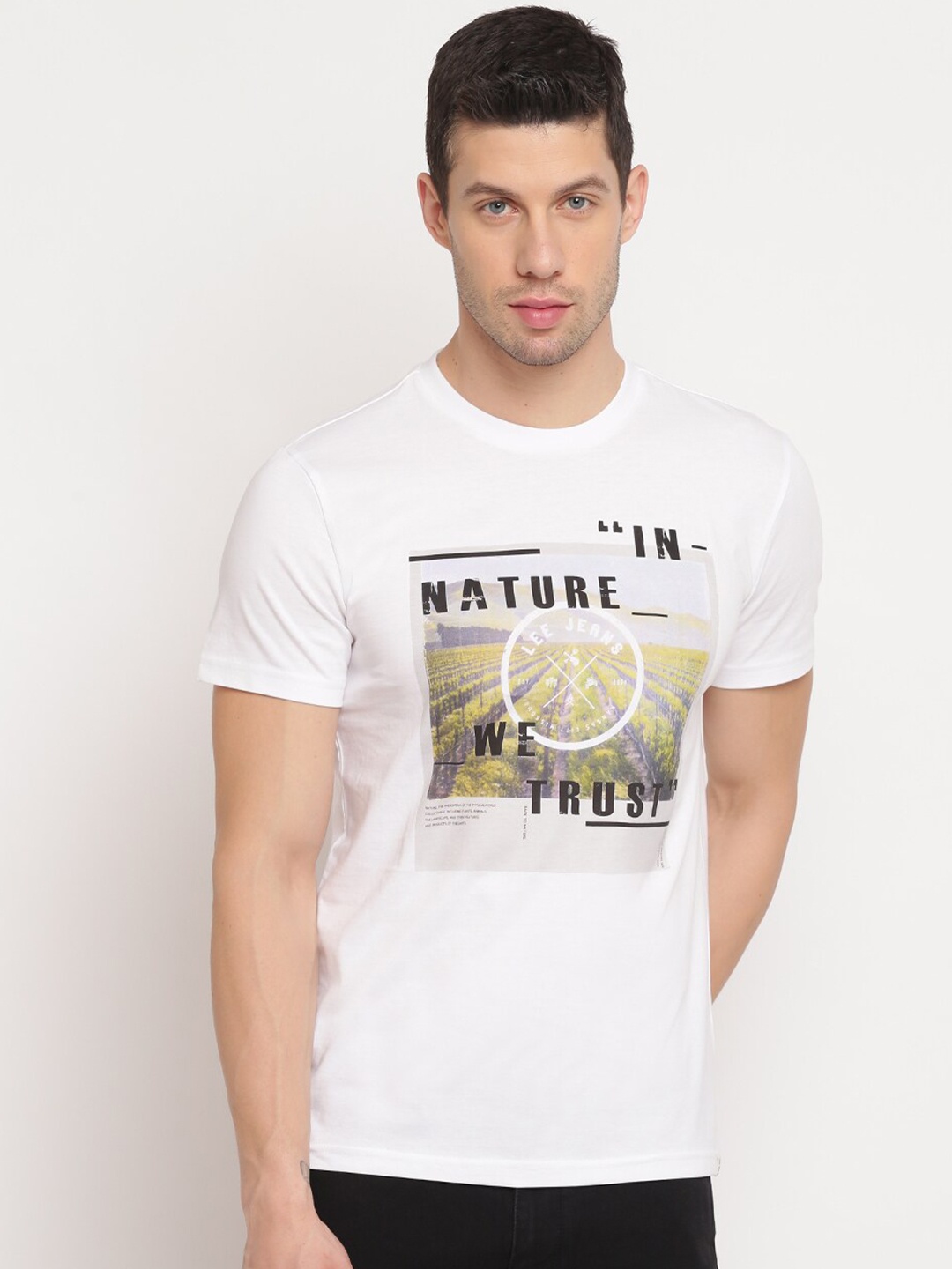 

Lee Men White Typography Printed Slim Fit Cotton T-shirt