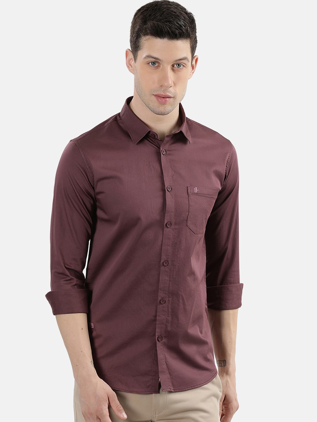 

V2 Value & Variety Men Maroon Casual Shirt
