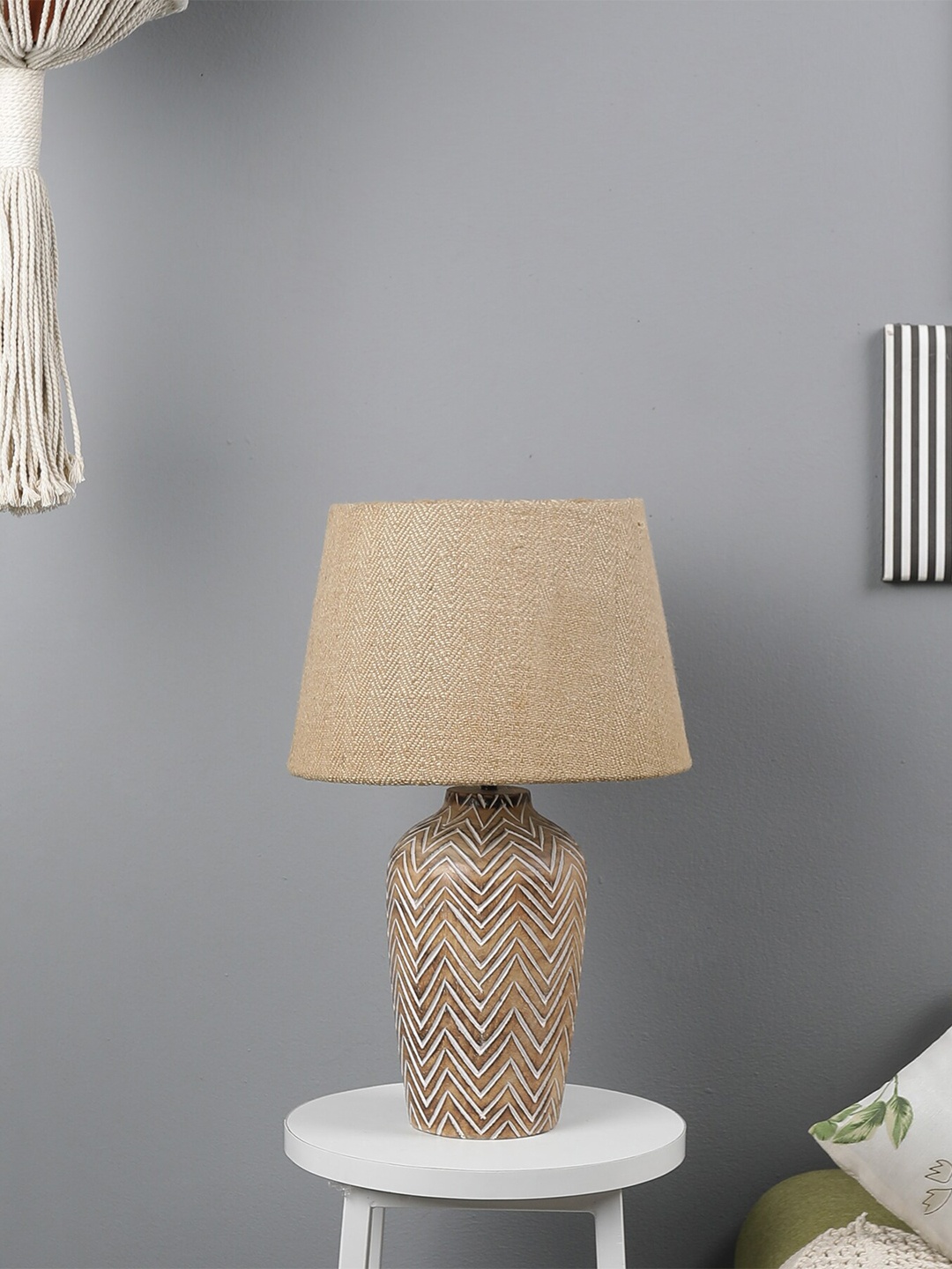 

The Decor Mart Brown & Beige Classic Country Bedside Standard Table Lamp