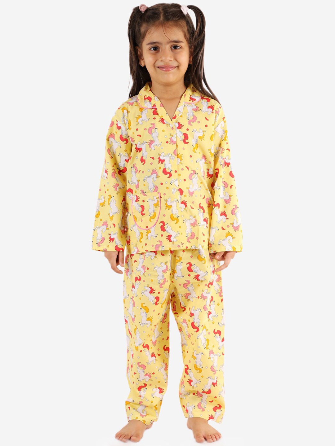 

KID1 Girls Yellow & White Printed Night suit