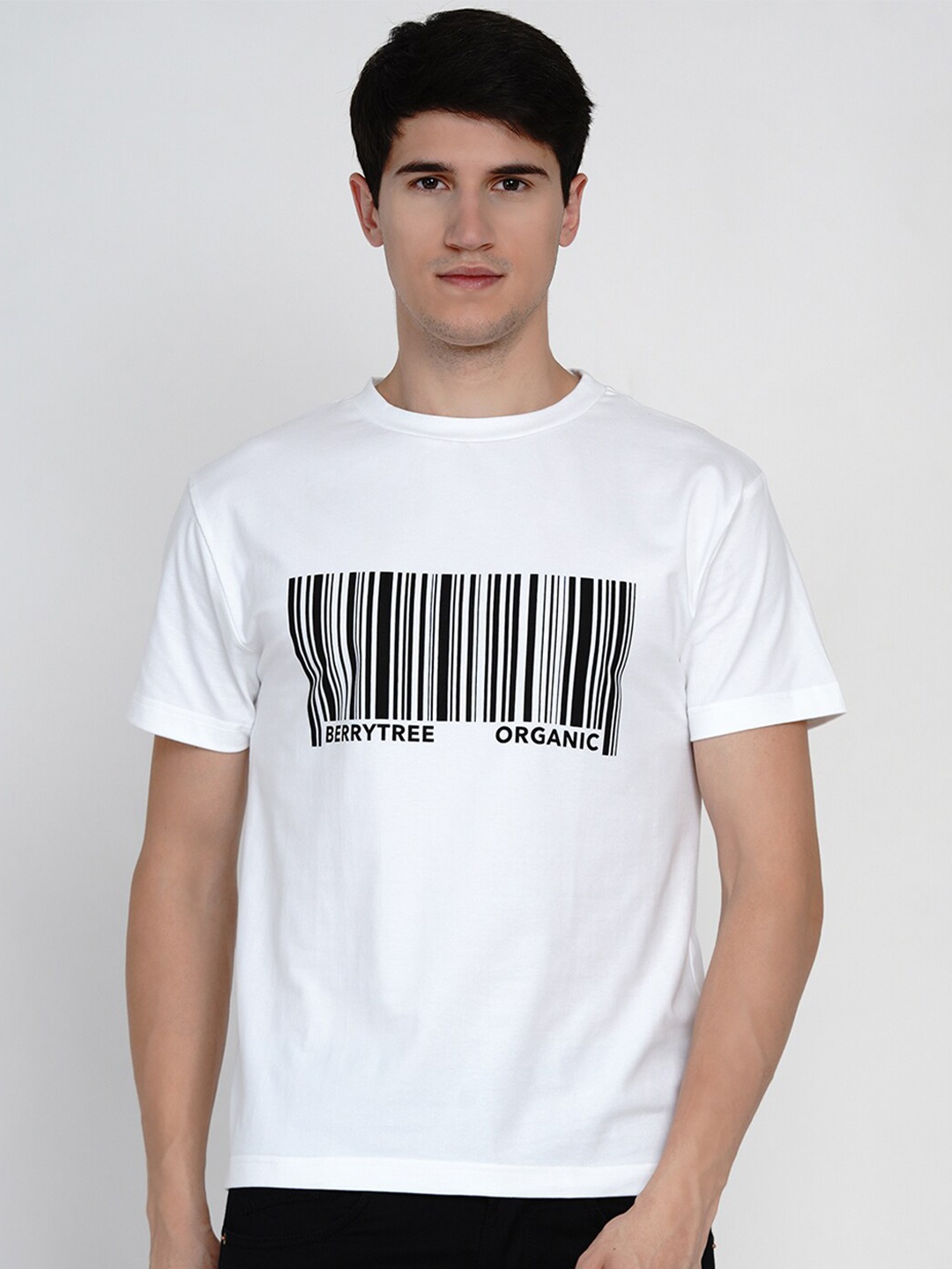 

berrytree Men White Black Typography Printed Slim Fit Sustainable T-shirt