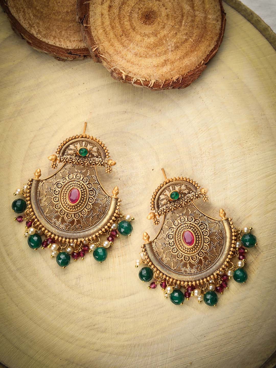 

Priyaasi Gold Contemporary Chandbalis Earrings