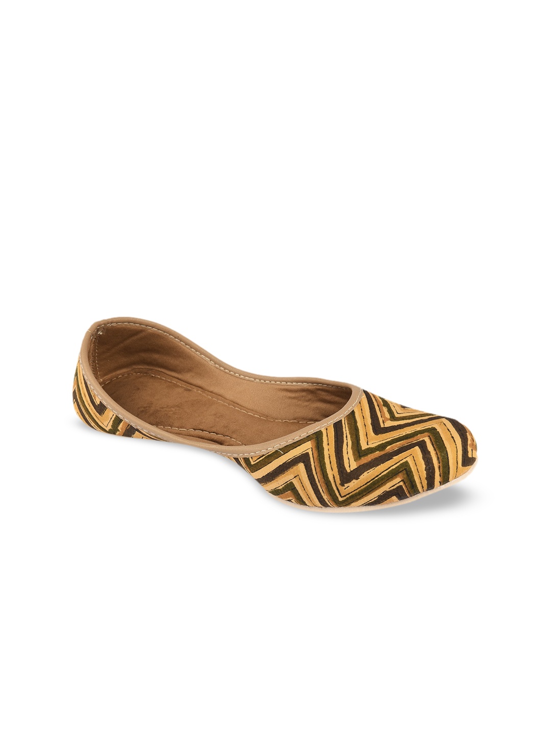 

DESI COLOUR Women Mustard Printed Mojaris Flats