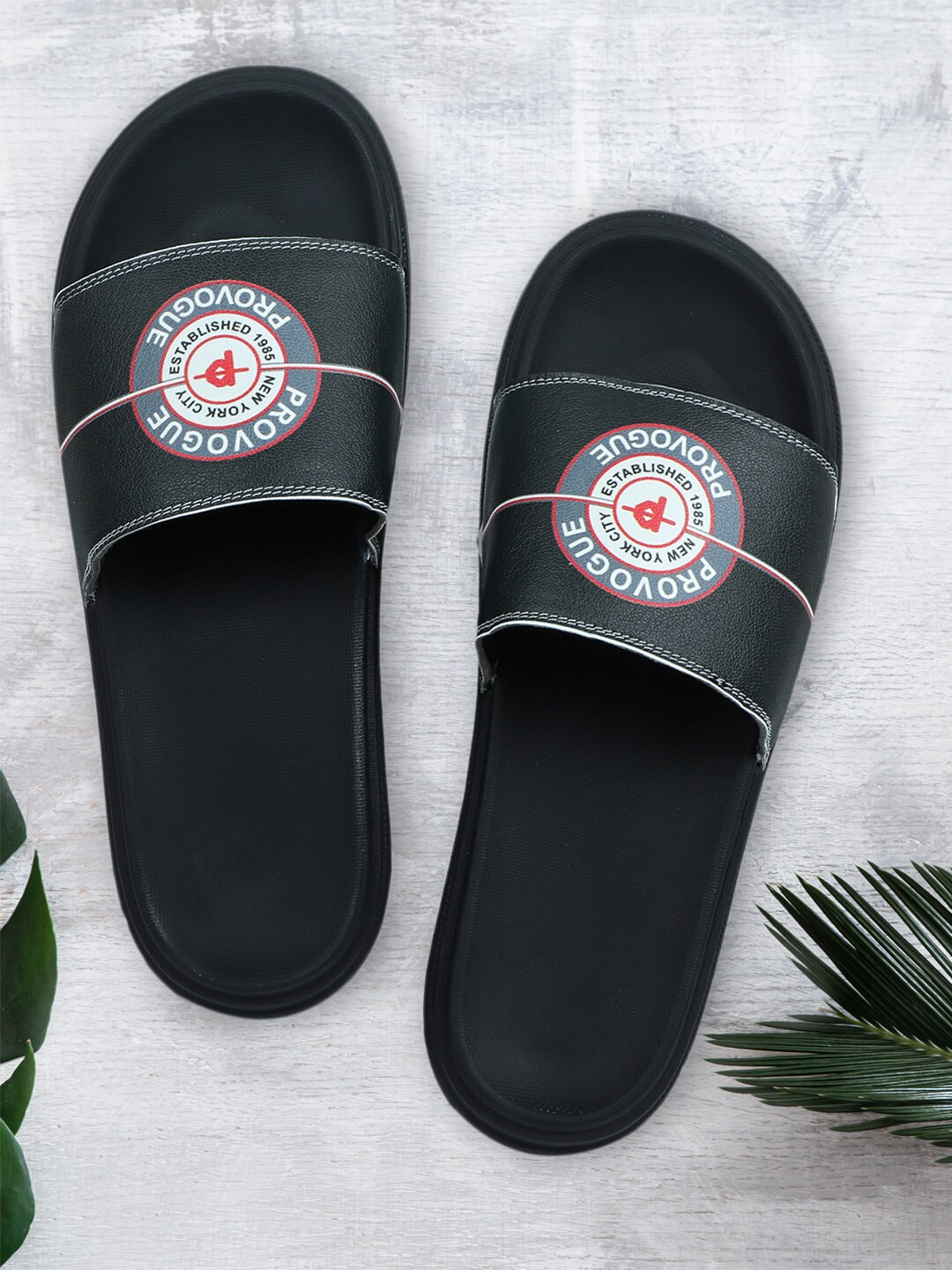 

Provogue Men Black & Grey Printed Sliders