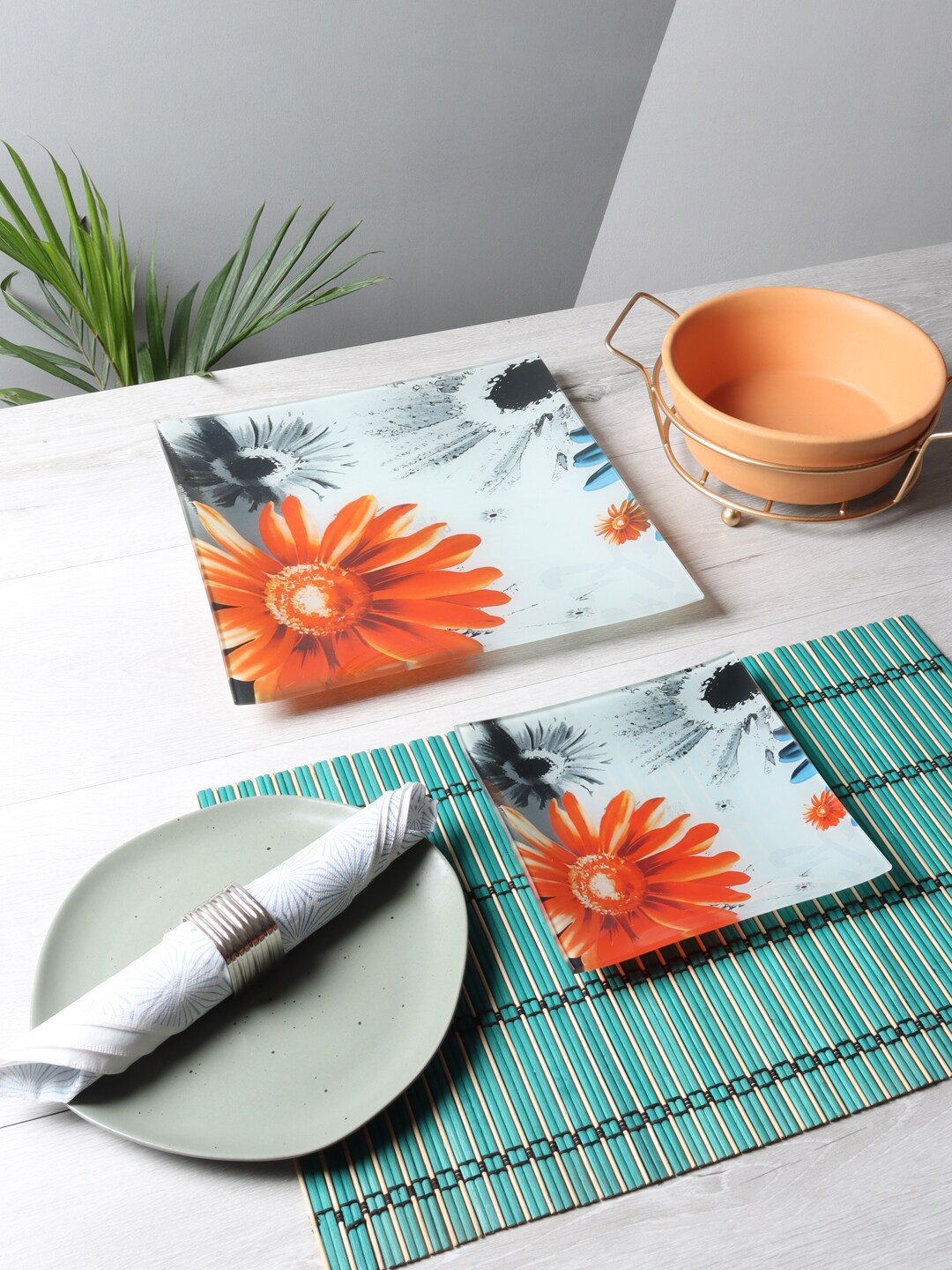 ceradeco White & Orange 7 Pieces Printed Glass Glossy Plates