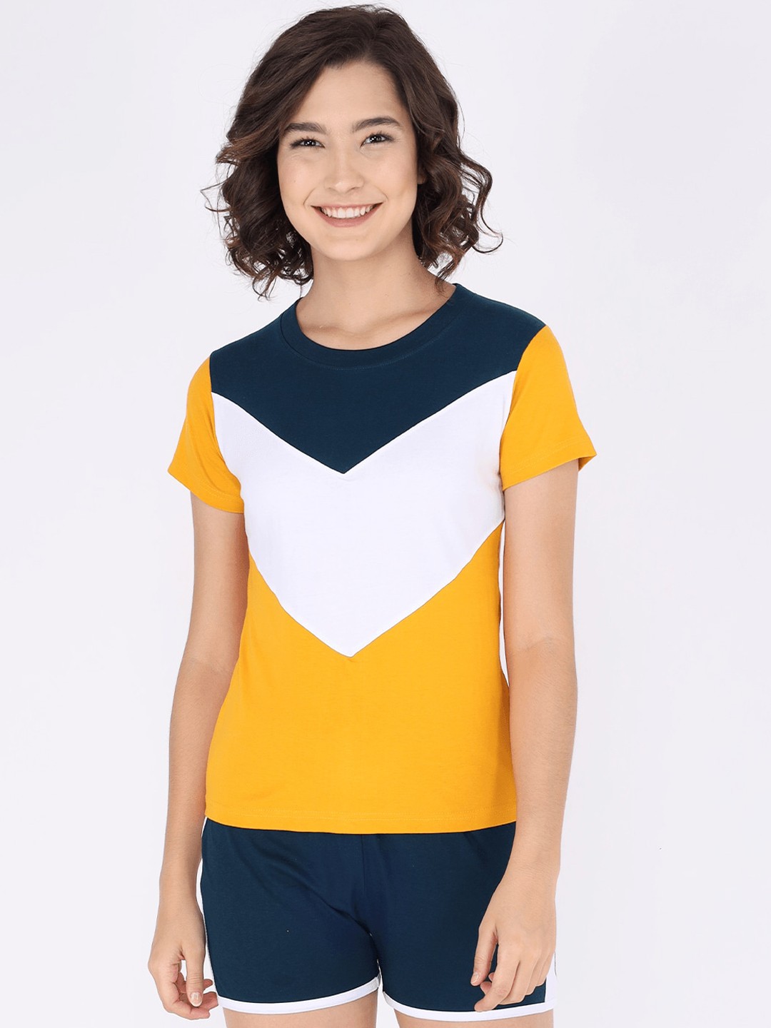 

The Dry State Women Yellow & Navy Blue Colourblocked Night suit
