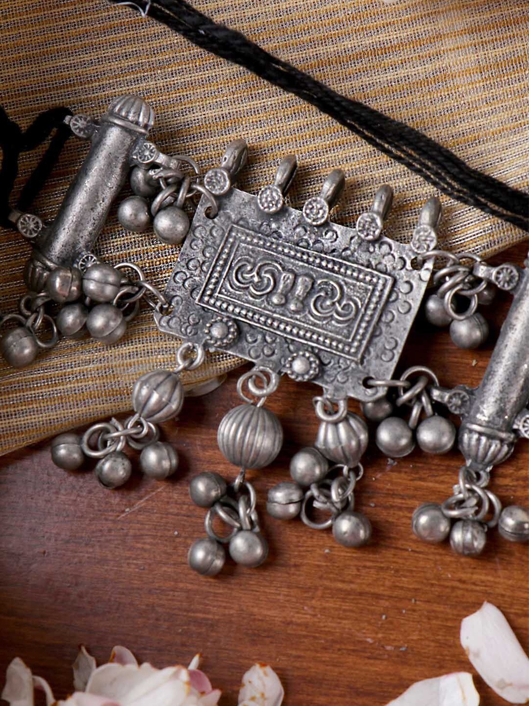 

TEEJH Silver-Toned German Silver Oxidised Necklace