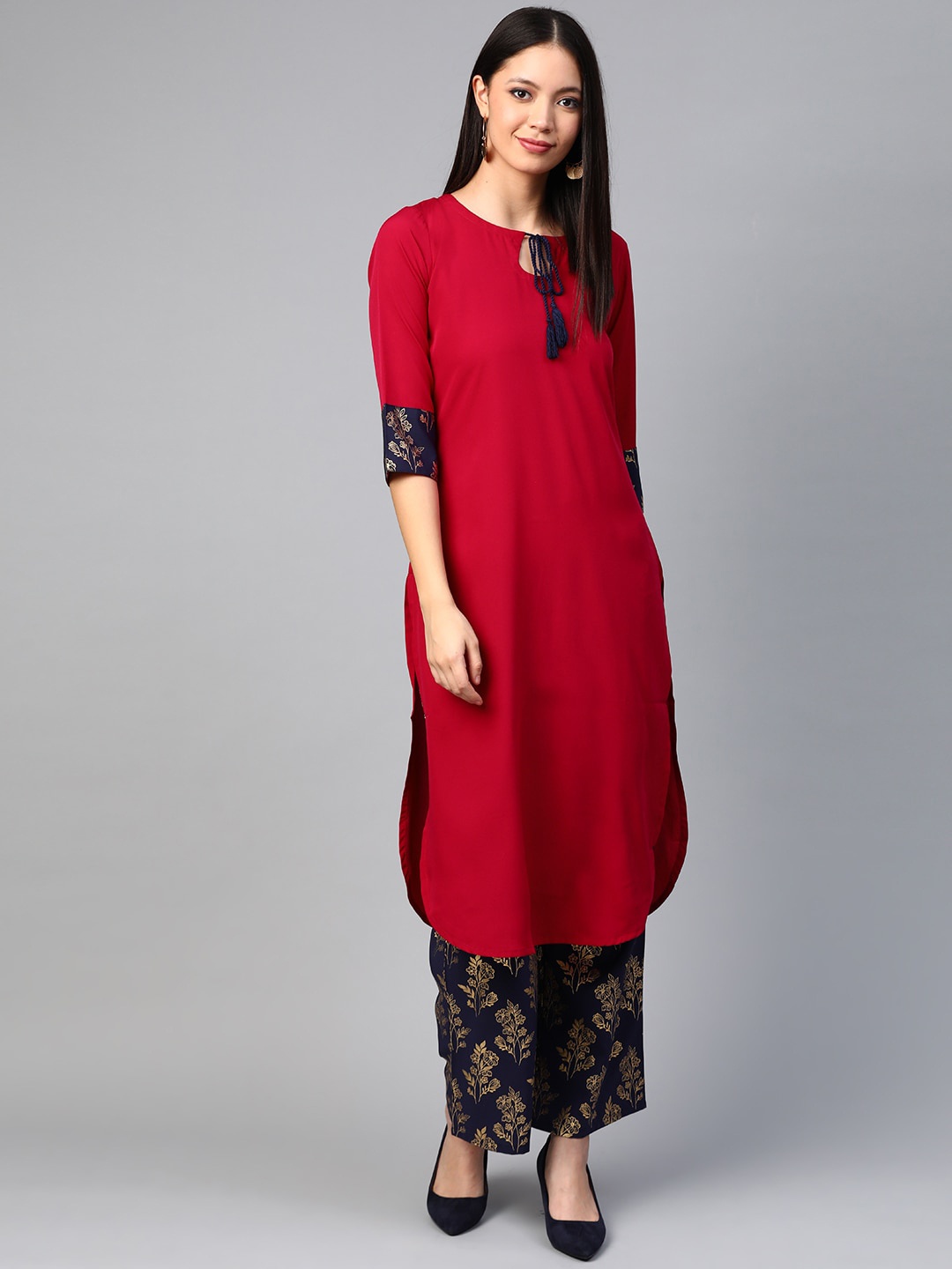 

ZIYAA Women Red & Navy Blue Keyhole Neck Crepe Kurta