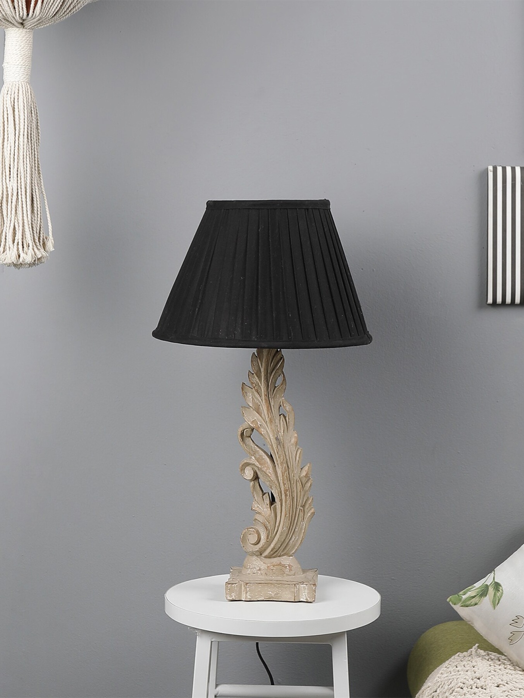 The Decor Mart Beige & Black Classic Country Classic Country Bedside Standard Table Lamp