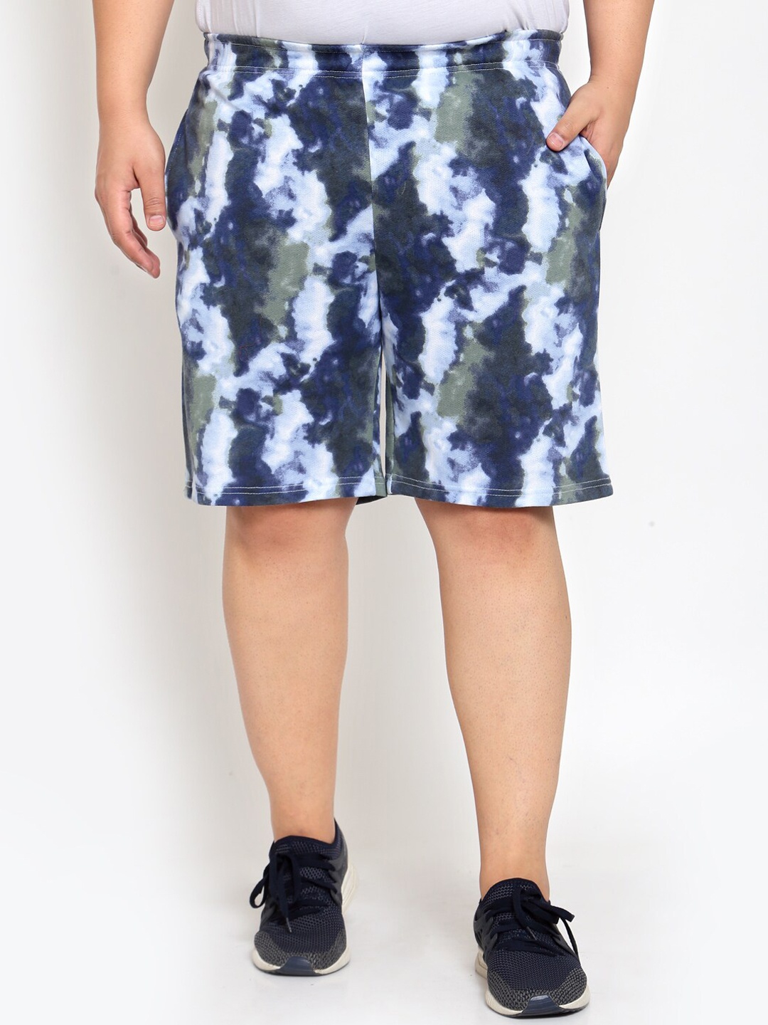 

plusS Men Multi Abstract Printed Mid-Rise Regular Shorts