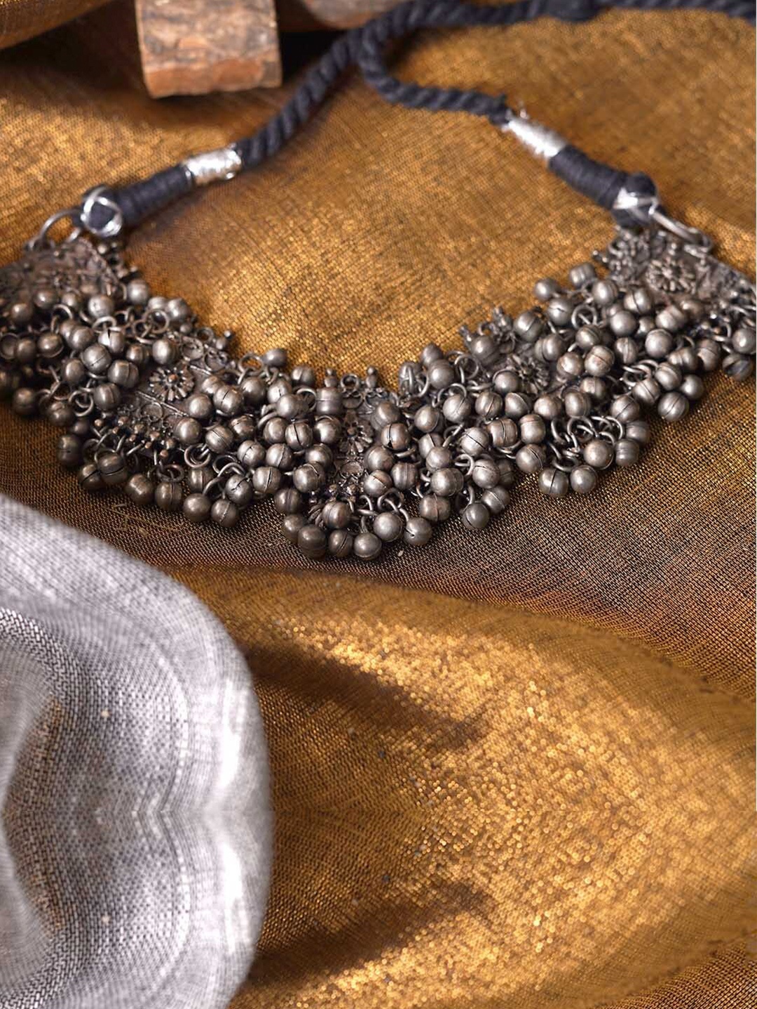 TEEJH Silver Silver-Plated Oxidised Necklace