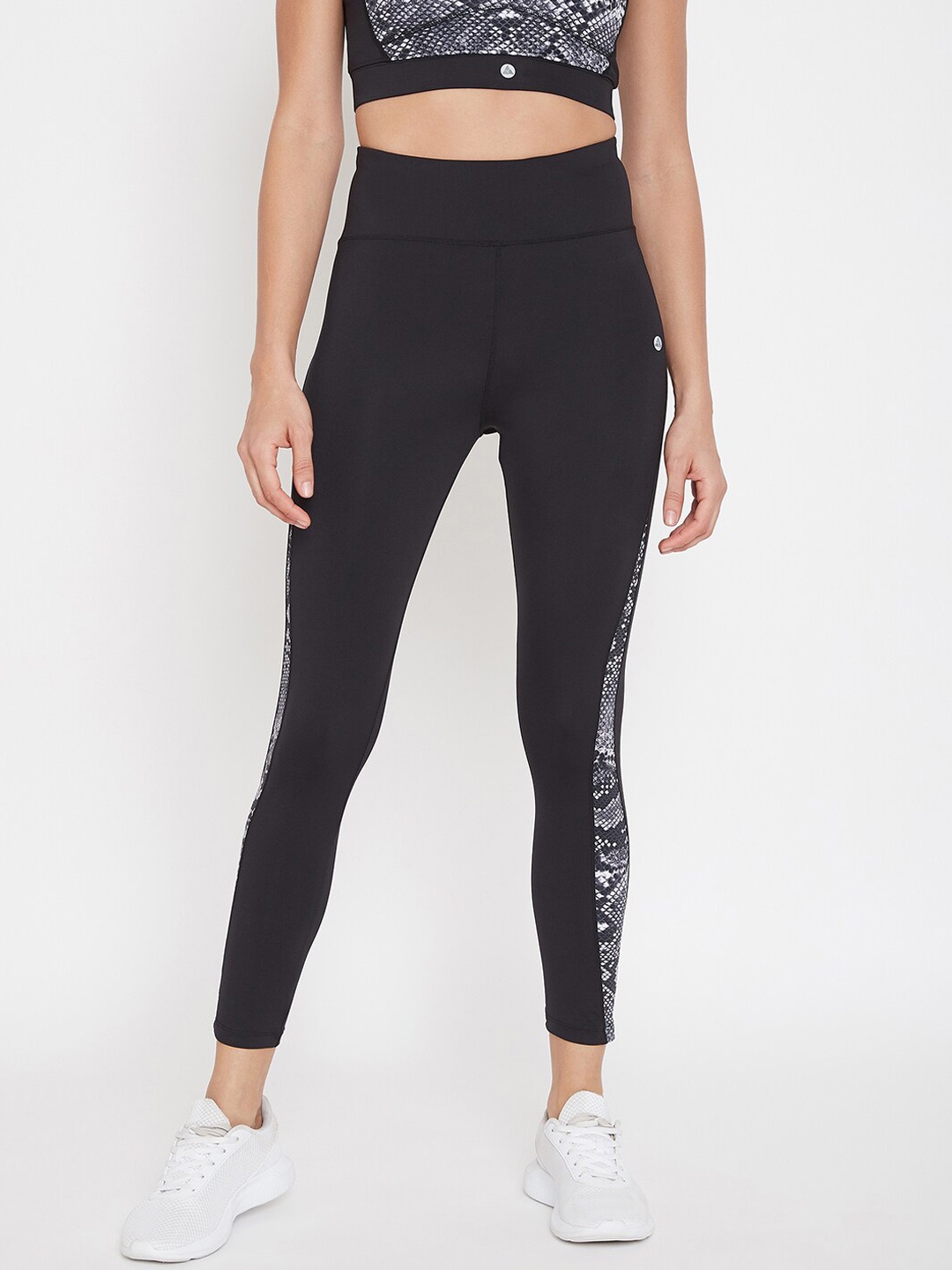 

ATHLISIS Women Black Colourblocked Tights