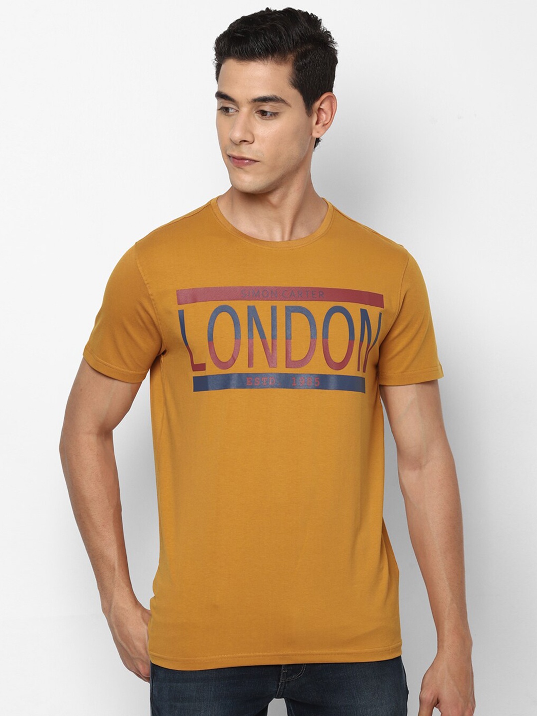 

SIMON CARTER LONDON Men Yellow Typography Printed Slim Fit T-shirt