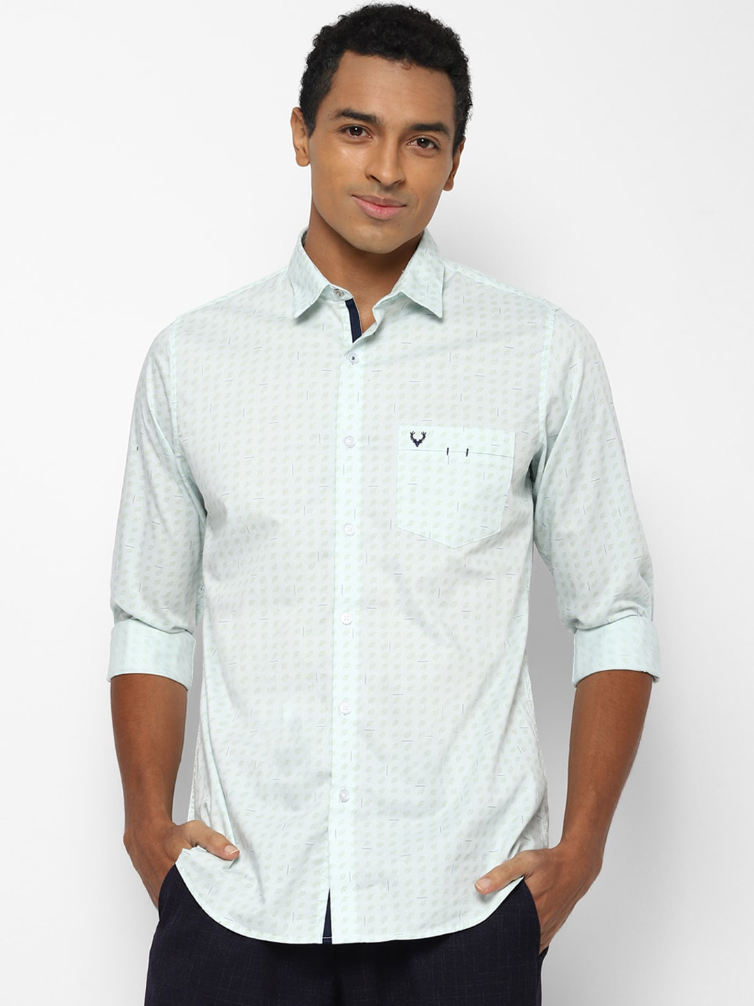 

Allen Solly Men Green Slim Fit Floral Printed Casual Shirt