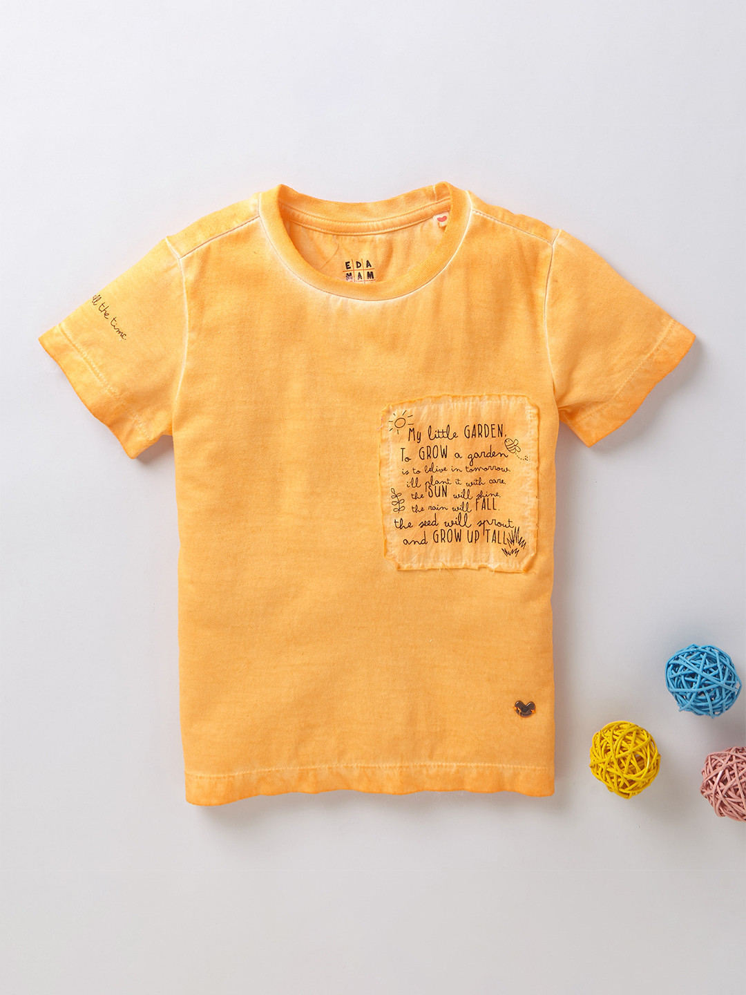 

Ed-a-Mamma Boys Yellow Typography Printed V-Neck Applique T-shirt