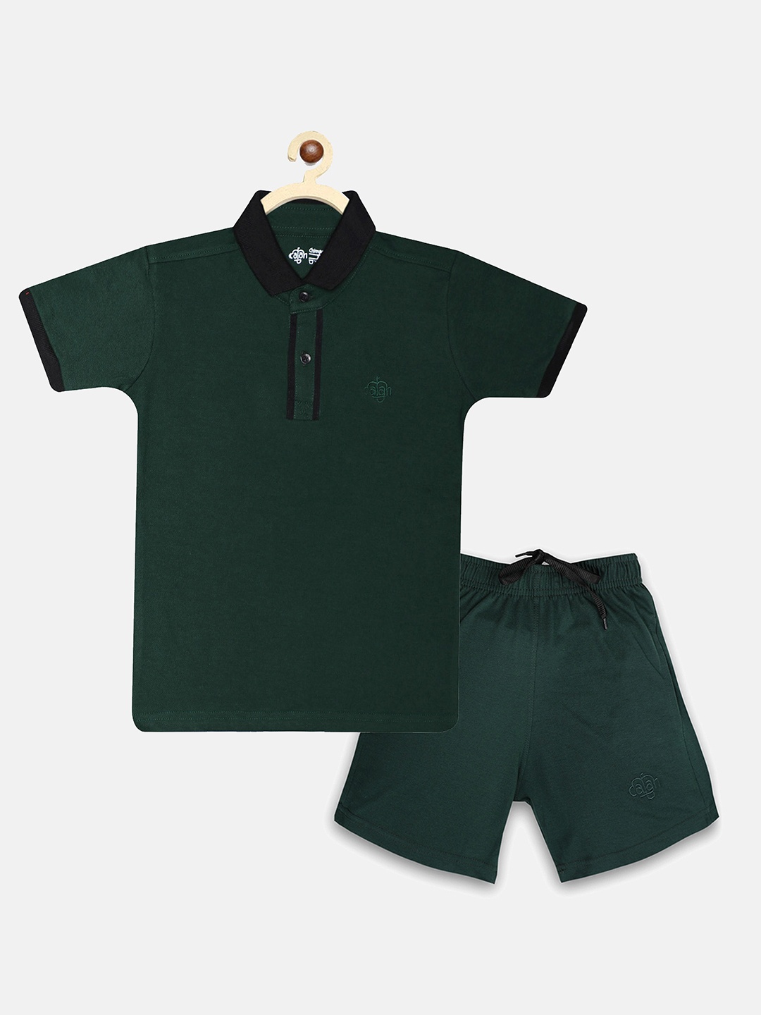 

CHIMPRALA Boys Green & Black T-shirt with Shorts